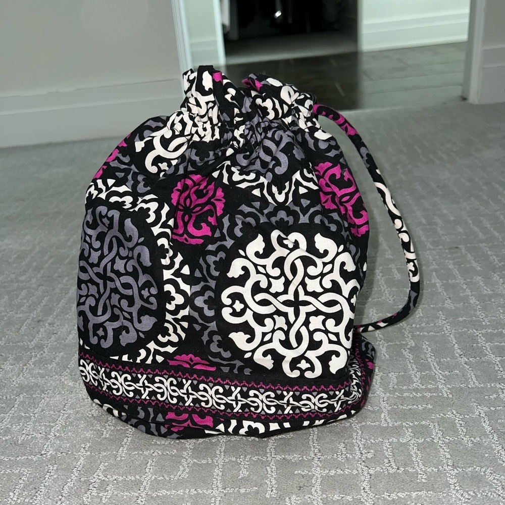 NEVER USED. Vera Bradley Canterbury drawstring Ditty bag
